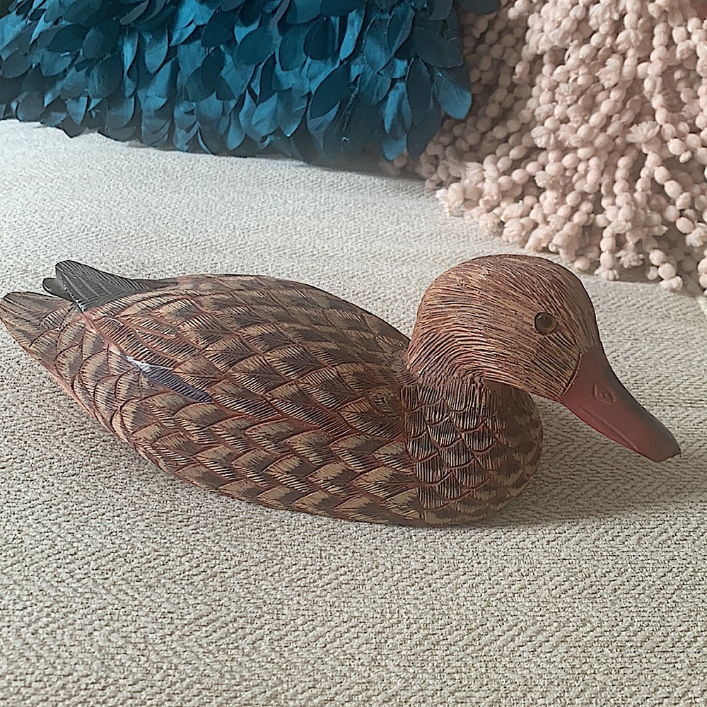 Northwest Artisan Guild Hand Carved, hand painted wooden duck